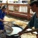 ข้าวตังและการหุงข้าวกระทะเหล็กแบบโบราณ