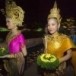 ประเพณีลอยกระทงเผาเทียนเล่นไฟ
