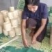 ช่างจักสานกระติบข้าว