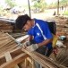 การทำไม้กวาดทางมะพร้าว บ้านหนองกระทุ่ม หมู่ 9 ตำบลเขาฉกรรจ์