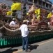 รถพนมพระจากเปลือกหอยธรรมชาติ