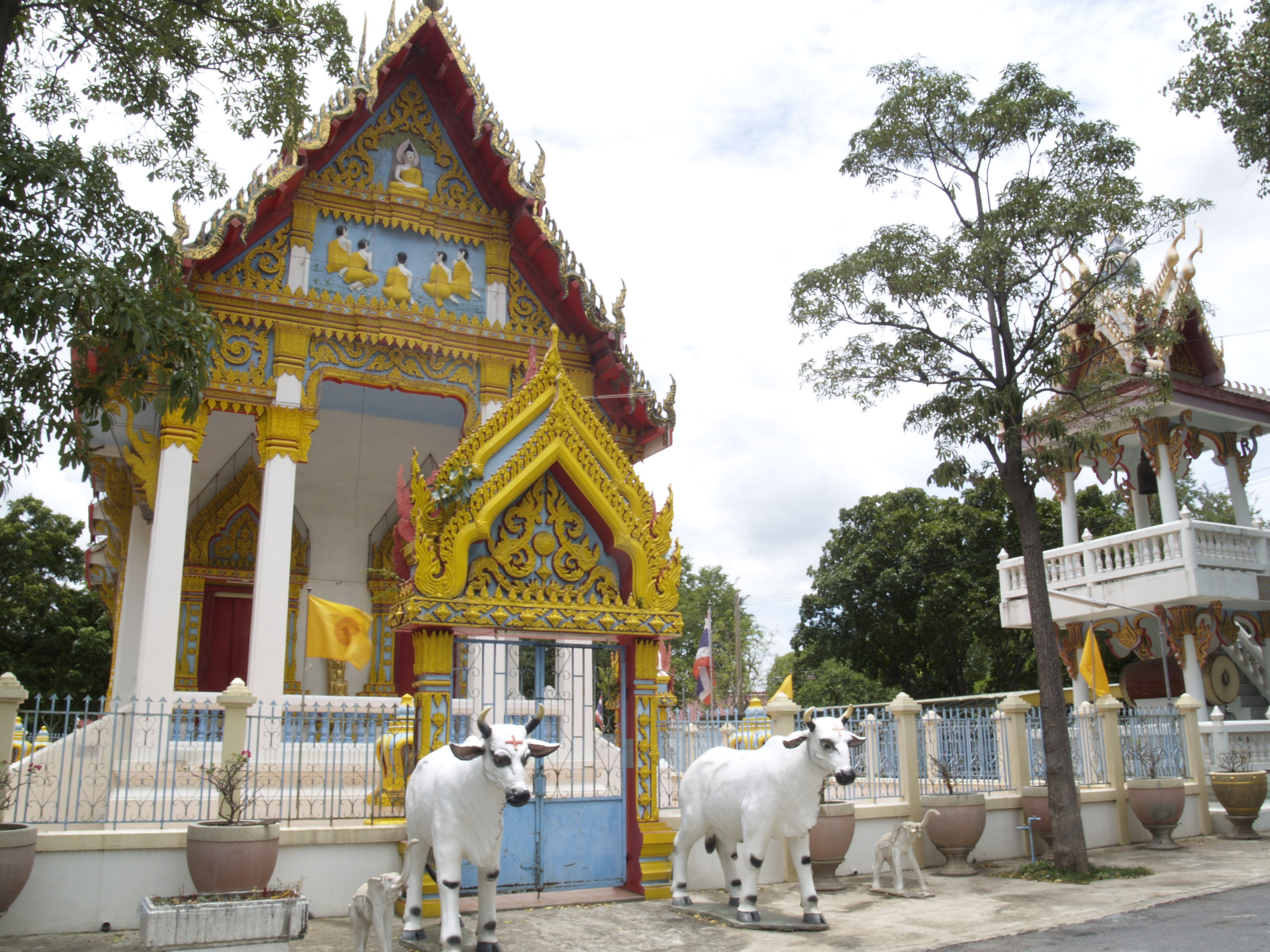 วัดเขาวงพระจันทร์