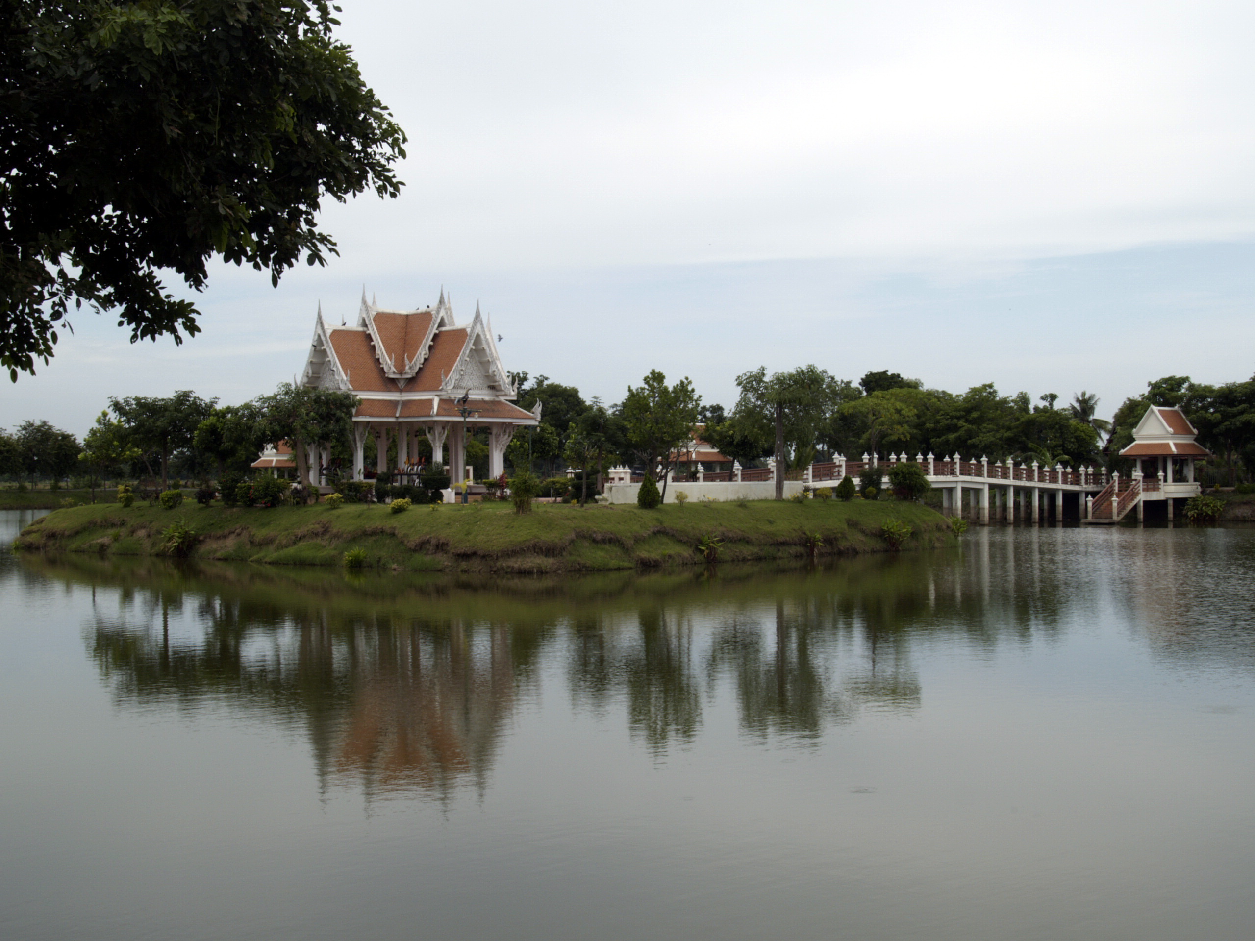 แหล่งประวัติศาสตร์หนองสาหร่าย