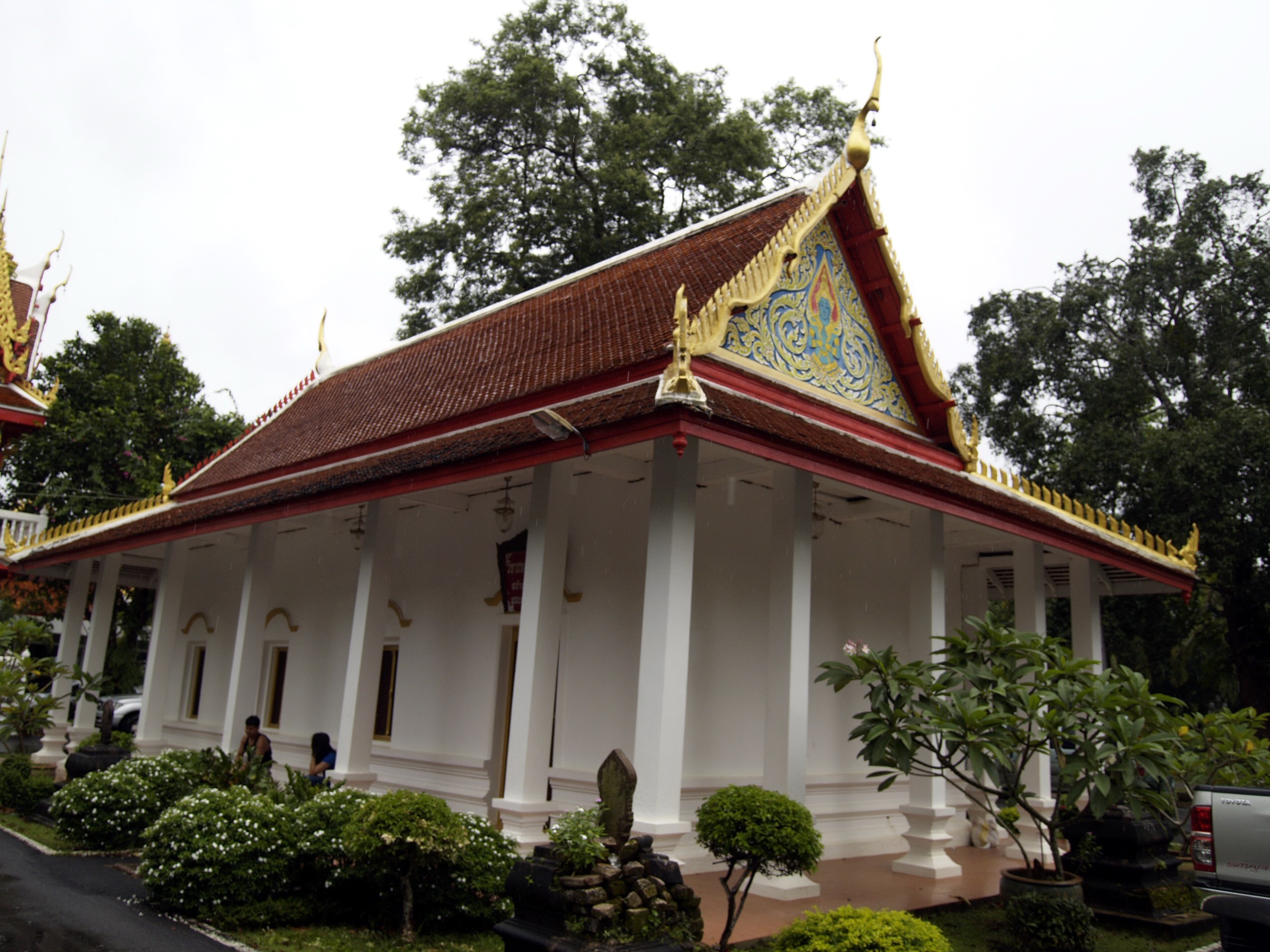 พระอุโบสถเก่า(วิหารหลวงพ่อไม้)